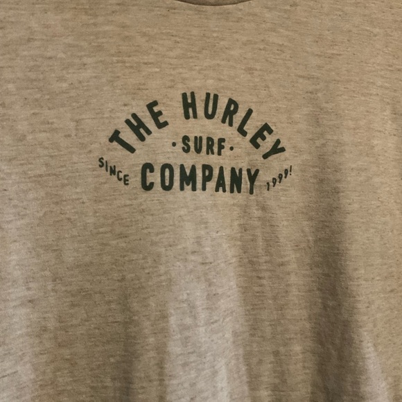 Hurley Heather Oatmeal Cream Crewneck Short Sleeve Graphic Tee Size Large - Picture 3 of 5